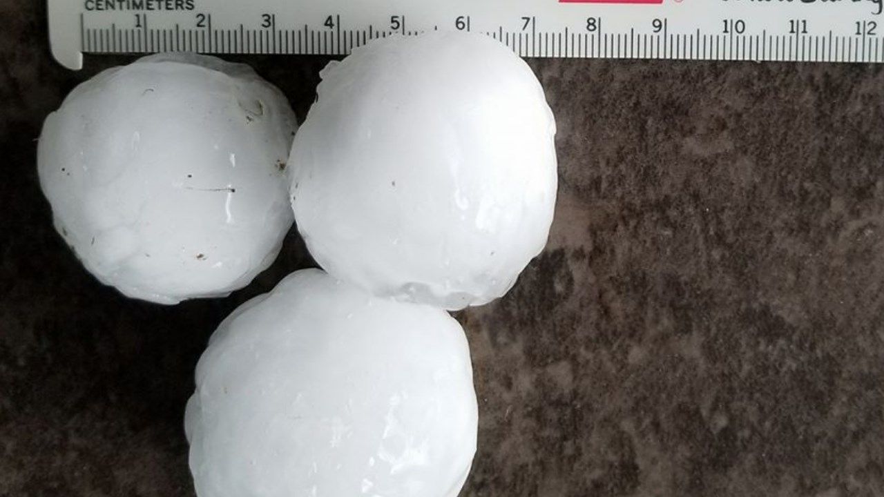Golf ball-sized hail fell near Beulah on May 8, 2017. (Courtesy: W. Scott Grinstead)